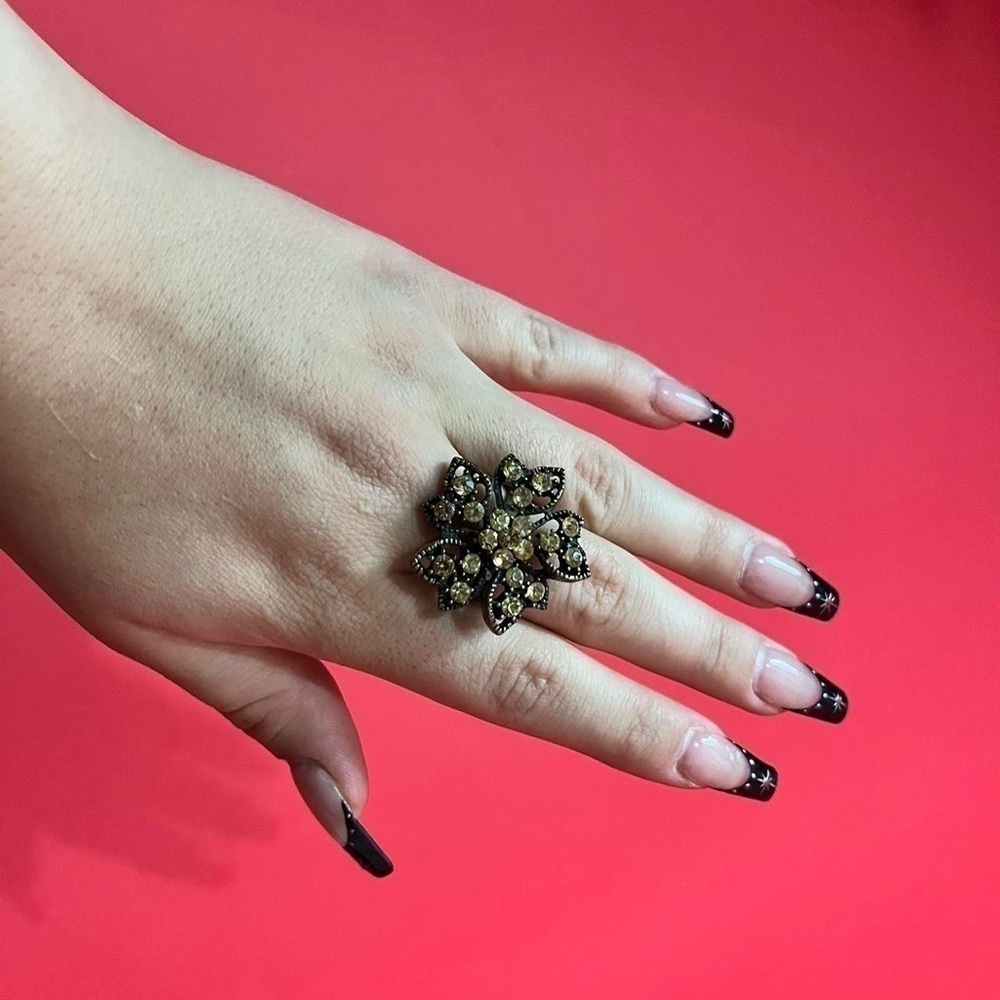 Peach gemstone and gold / bronze ring 💛🧡